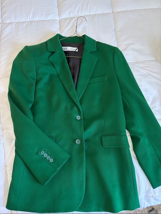 Zara Jackets & Blazers - Spring Blazer
